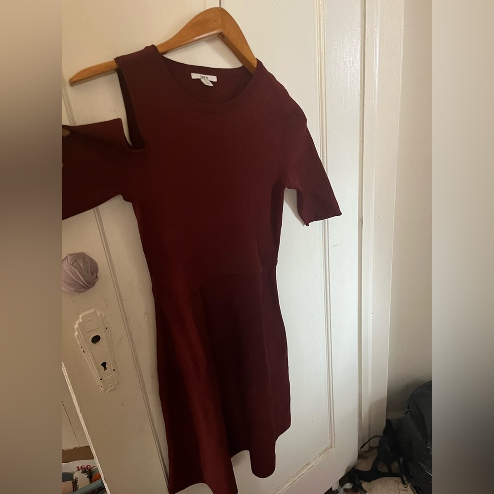 red DRESS FLARED